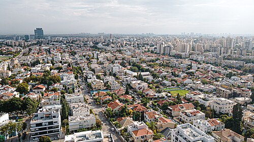 H̱olon, Israel H̱olon