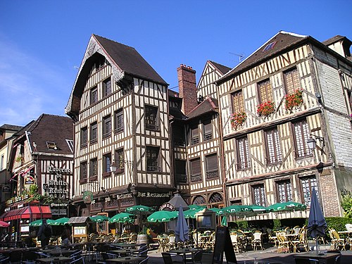 Troyes